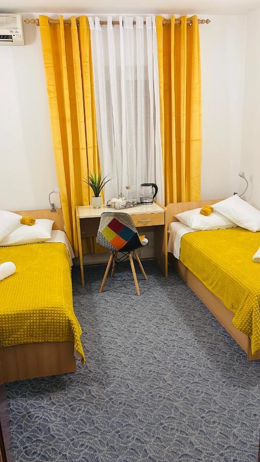 ספליט Apartmens And Rooms Madunic V מראה חיצוני תמונה