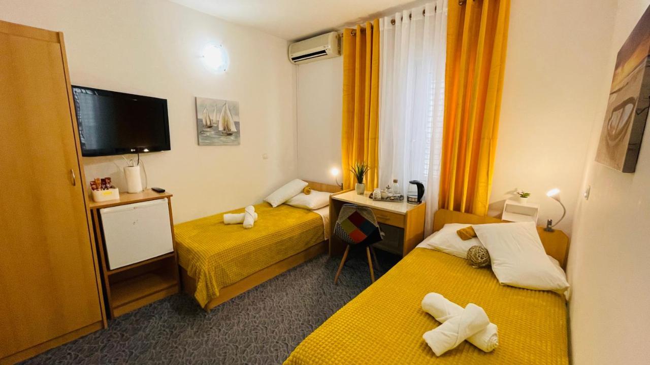 ספליט Apartmens And Rooms Madunic V מראה חיצוני תמונה