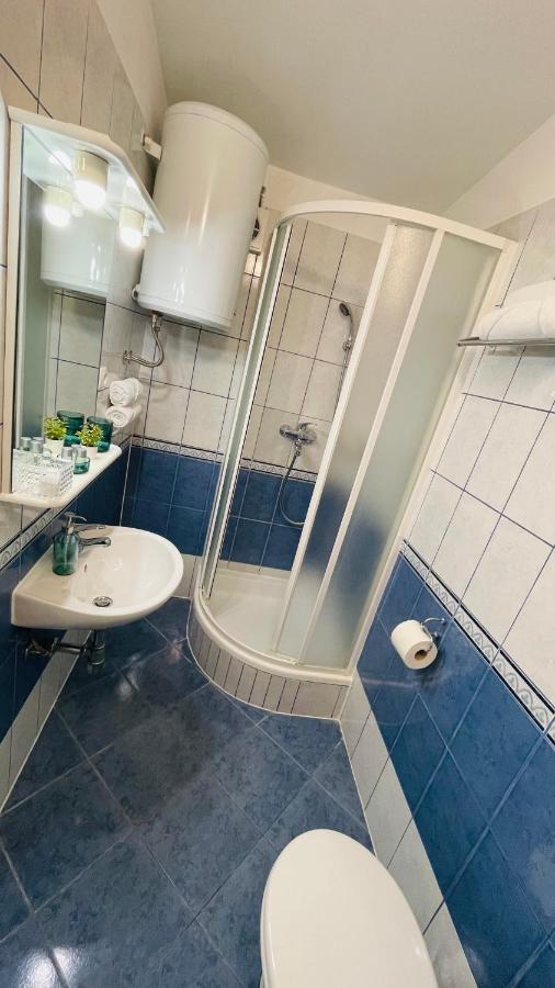 ספליט Apartmens And Rooms Madunic V מראה חיצוני תמונה