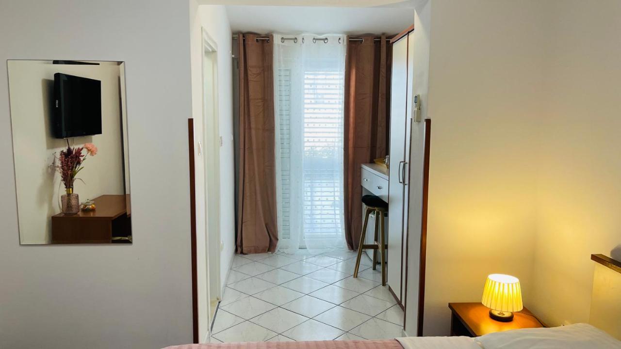 ספליט Apartmens And Rooms Madunic V מראה חיצוני תמונה